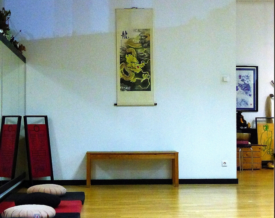 Tao-Chi, seit 1988 - die Schule fr Tai-Chi und Kung-Fu, Qigong und Meditation in Duisburg Neudorf - unser Traditionell eingerichteter bungsraum