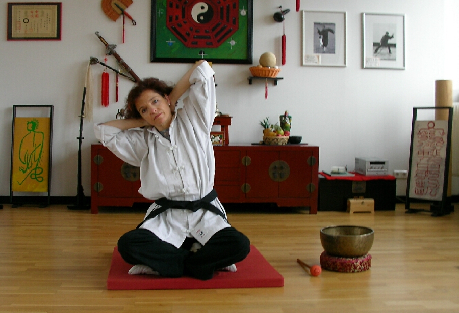 Qigong, daoistisches Gesundheitstraining im Dojo des Tao-Chi