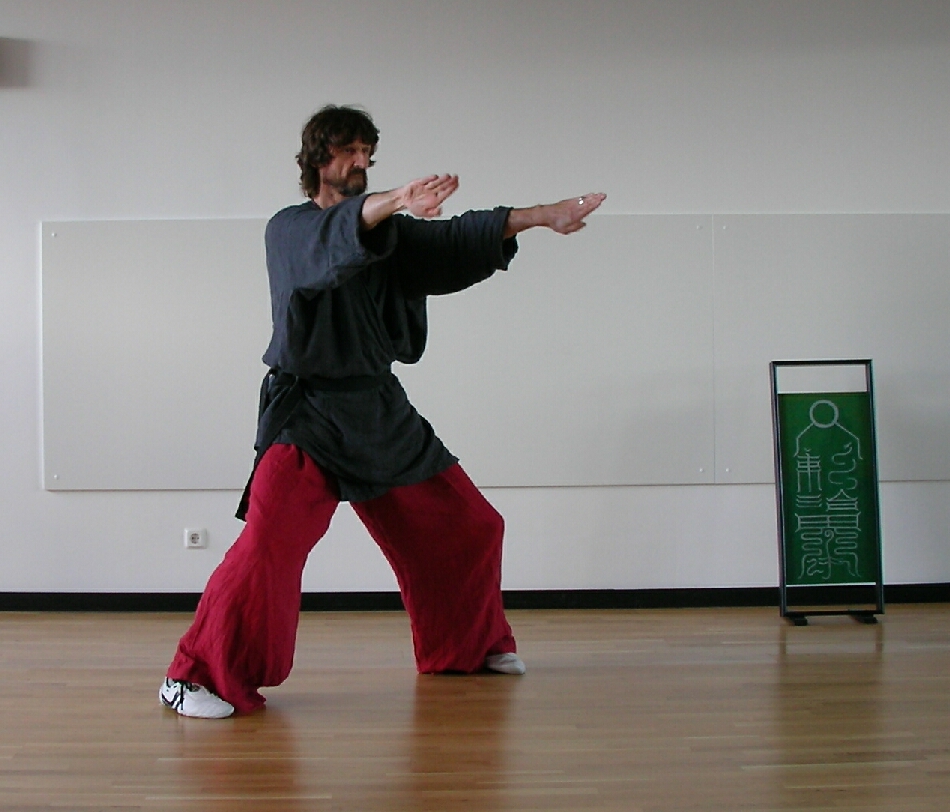 ... das Spiel der Gelenke ... Freihandübungen im Shaolin - Qigong, Energiearbeit, Geistesschule, Meditation