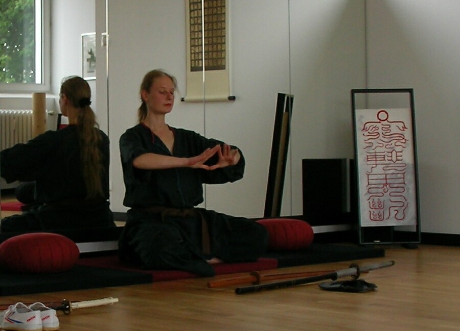 Meditation in den Schwertkampfkünsten