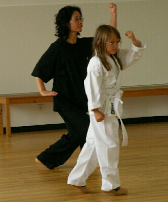 Kung-Fu f�r Kids - Kinder Kung-Fu mit Ocka Song