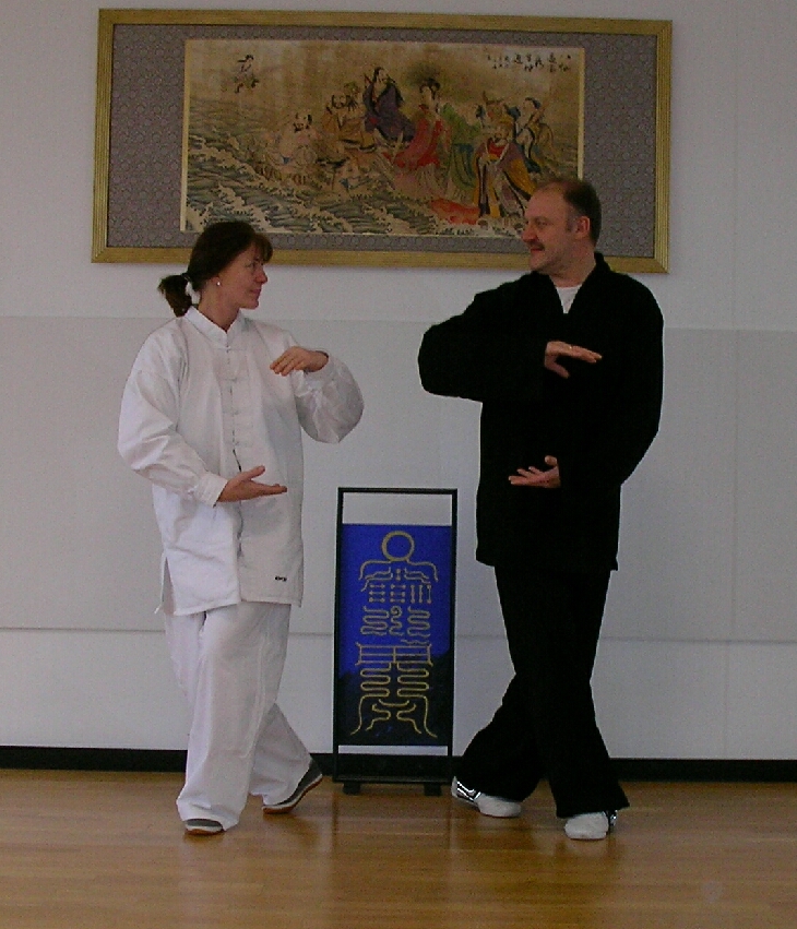 Tao-Chi, seit 1988 - die Schule f�r Kung-Fu und Tai-Chi, Qigong und Meditation in Duisburg-Neudorf - ausgesuchte Photos aus unserer Kurs- und Seminararbeit. Danke f�r Ihr interesse.