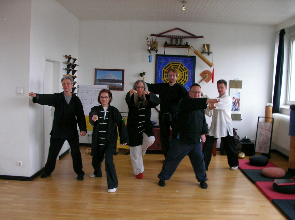 Wuxinggong_das-Spiel-der-5-Tiere_Seminare-im-Tao-Chi-Duisburg_06-April-2014-094-960