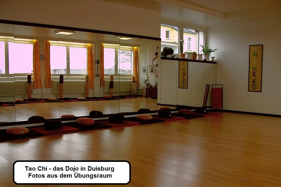 Tao-Chi, seit 1988 - die Schule fr Tai-Chi und Kung-Fu, Qigong und Meditation in Duisburg Neudorf - unser Traditionell eingerichteter bungsraum