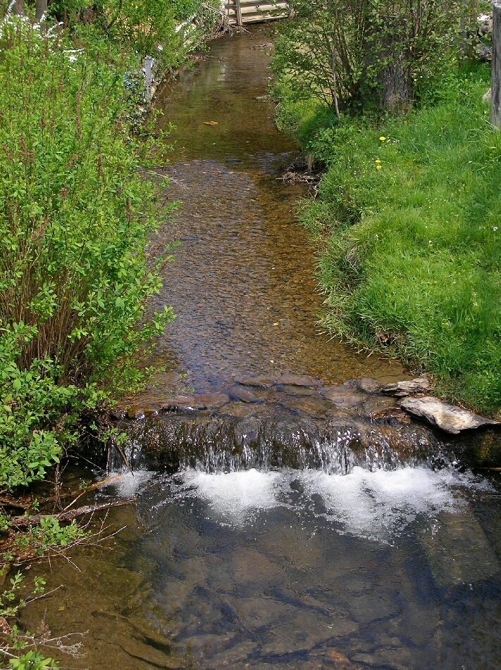 chi [qi] mu� flie�en, wie das Wasser in einem Bach ...